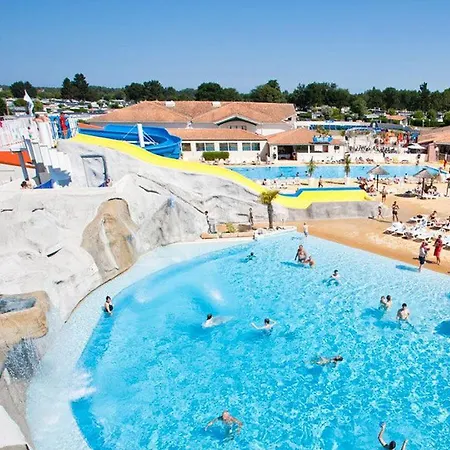 Campsite - Mobilhome Les Charmettes - Fun Pass Non Inclus -