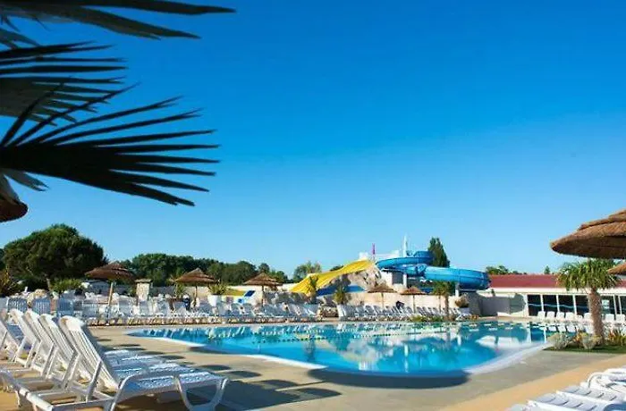 Camping - Mobilhome Les Charmettes - Fun Pass Non Inclus - Les Mathes